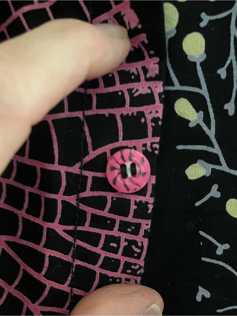 Oja Black Dress With Pink Geometric Circles View 4